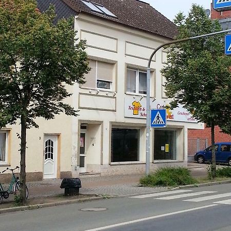 Hotel Ein Zuhause Auf Zeit Osterburg Esterno foto