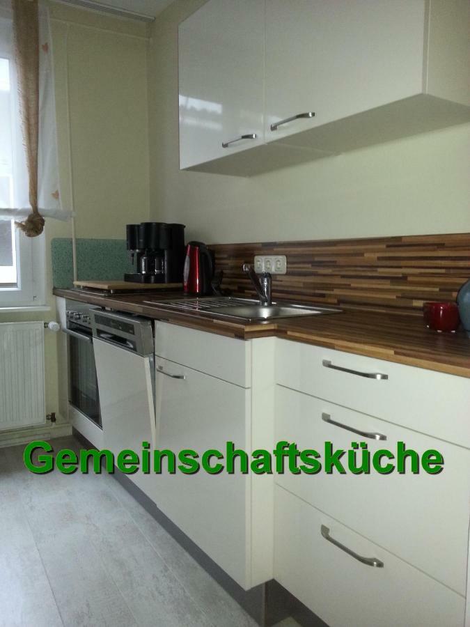 Hotel Ein Zuhause Auf Zeit Osterburg Esterno foto