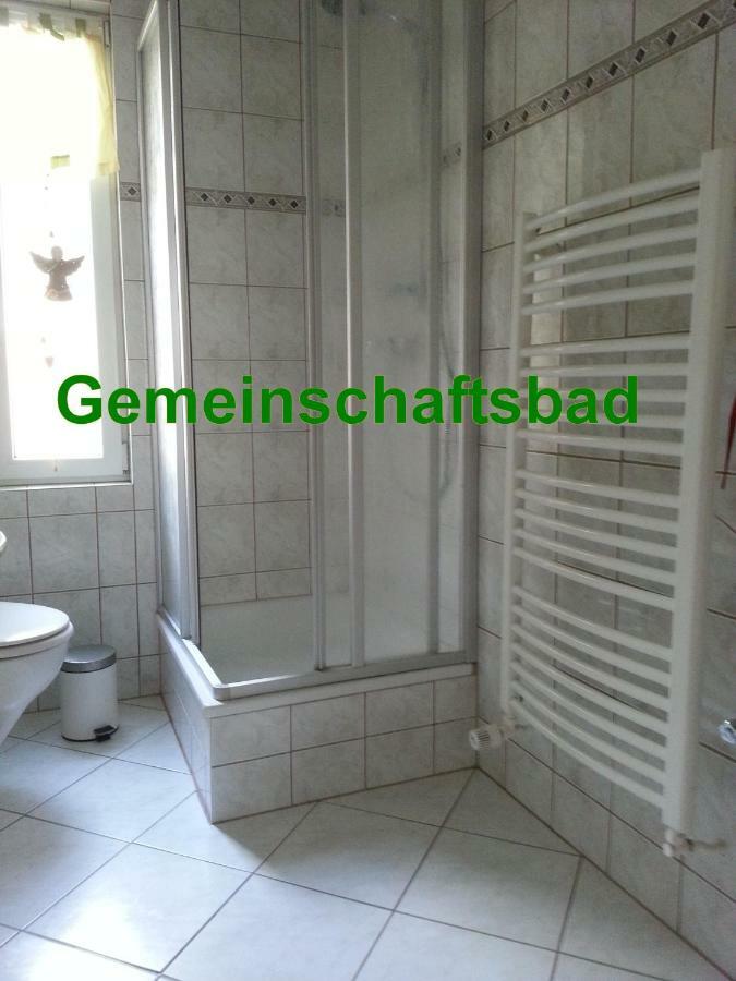 Hotel Ein Zuhause Auf Zeit Osterburg Esterno foto